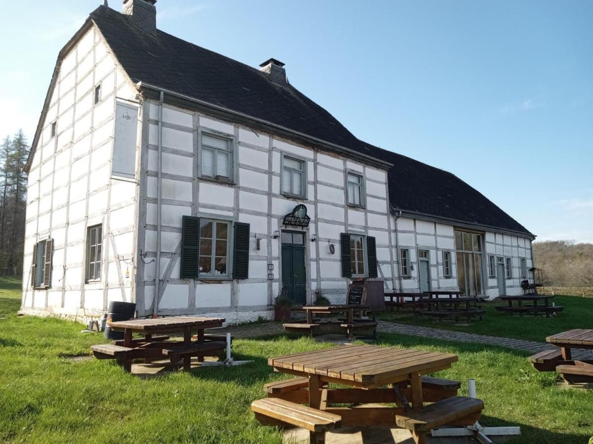 Le Vieux Noyer Bed & Breakfast Nassogne Eksteriør bilde